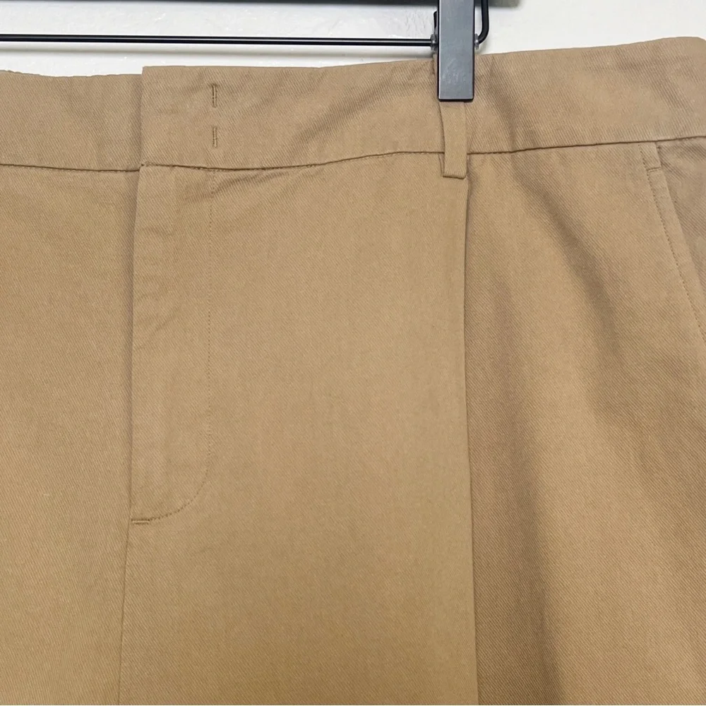 •VINCE• Washed‎ High Waisted Cotton Twill Shorts in Cocoon Khaki Beige Size 16